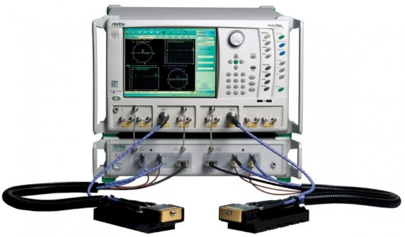 Wektorowy Analizator obwodów do 110 GHz / 750 GHz : VectorStar